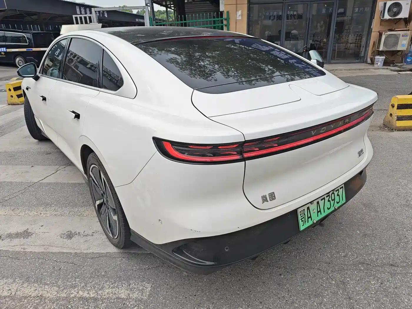 Voyah Chase 2023 AWD Standard Edition — миниатюра 16