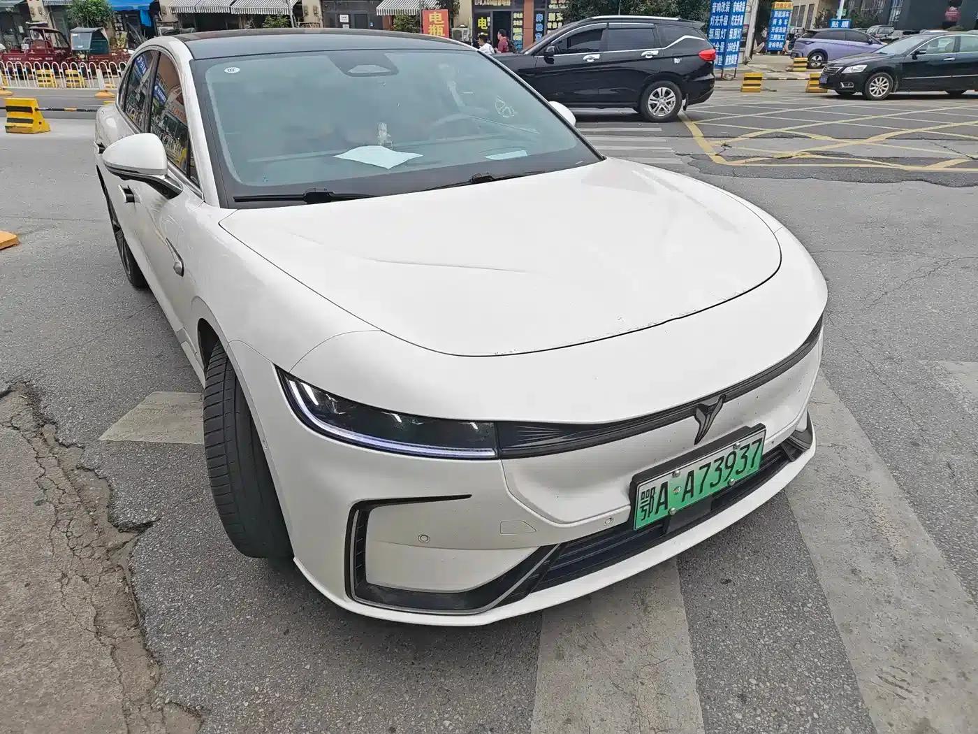 Voyah Chase 2023 AWD Standard Edition — миниатюра 3