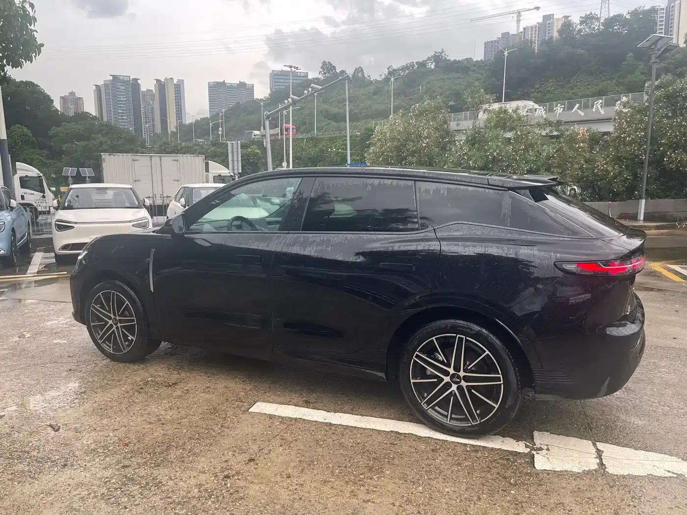 Voyah 2025 Rear-Wheel Drive Qiankun Edition — миниатюра 12