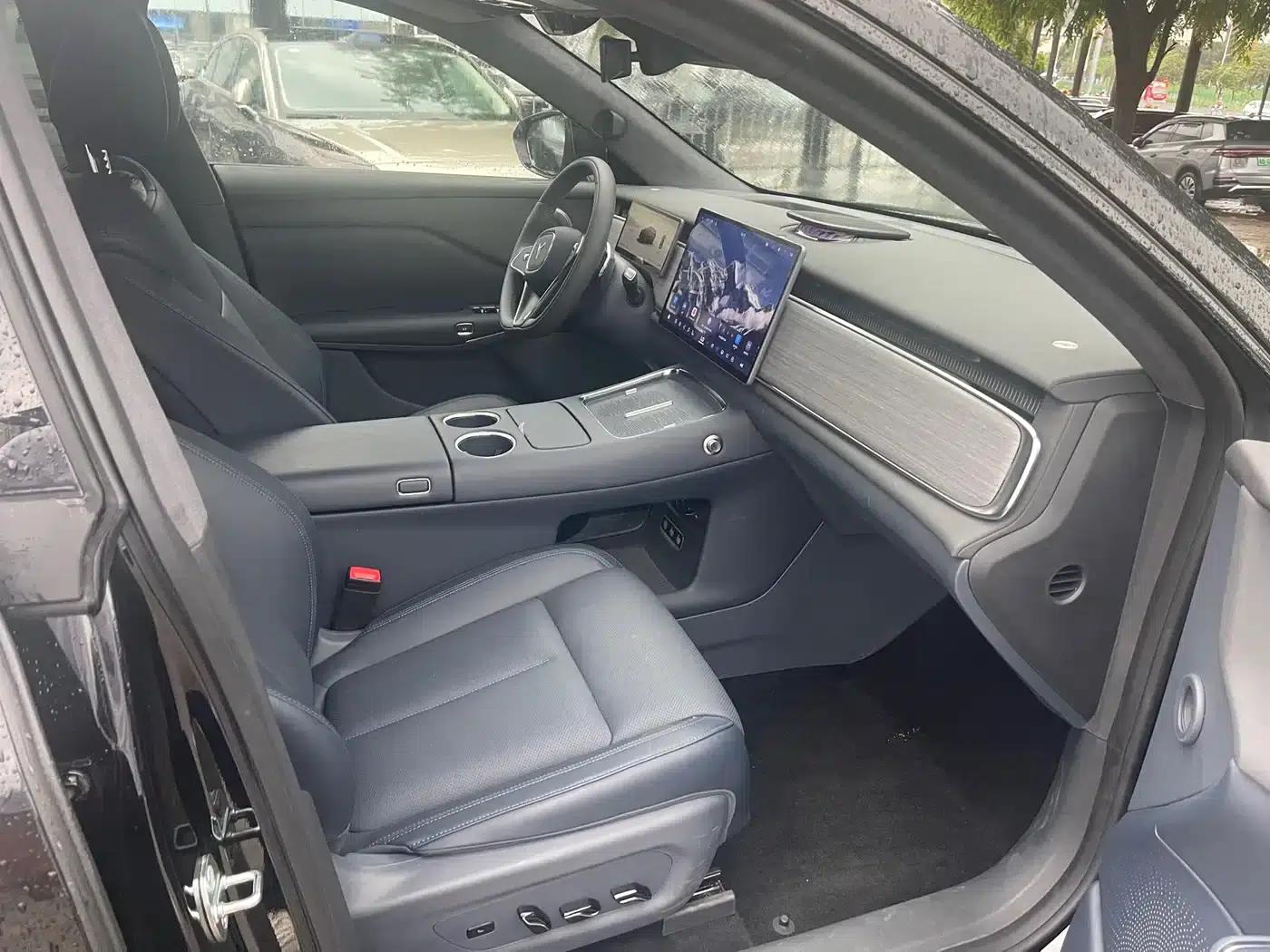 Voyah 2025 Rear-Wheel Drive Qiankun Edition — миниатюра 7