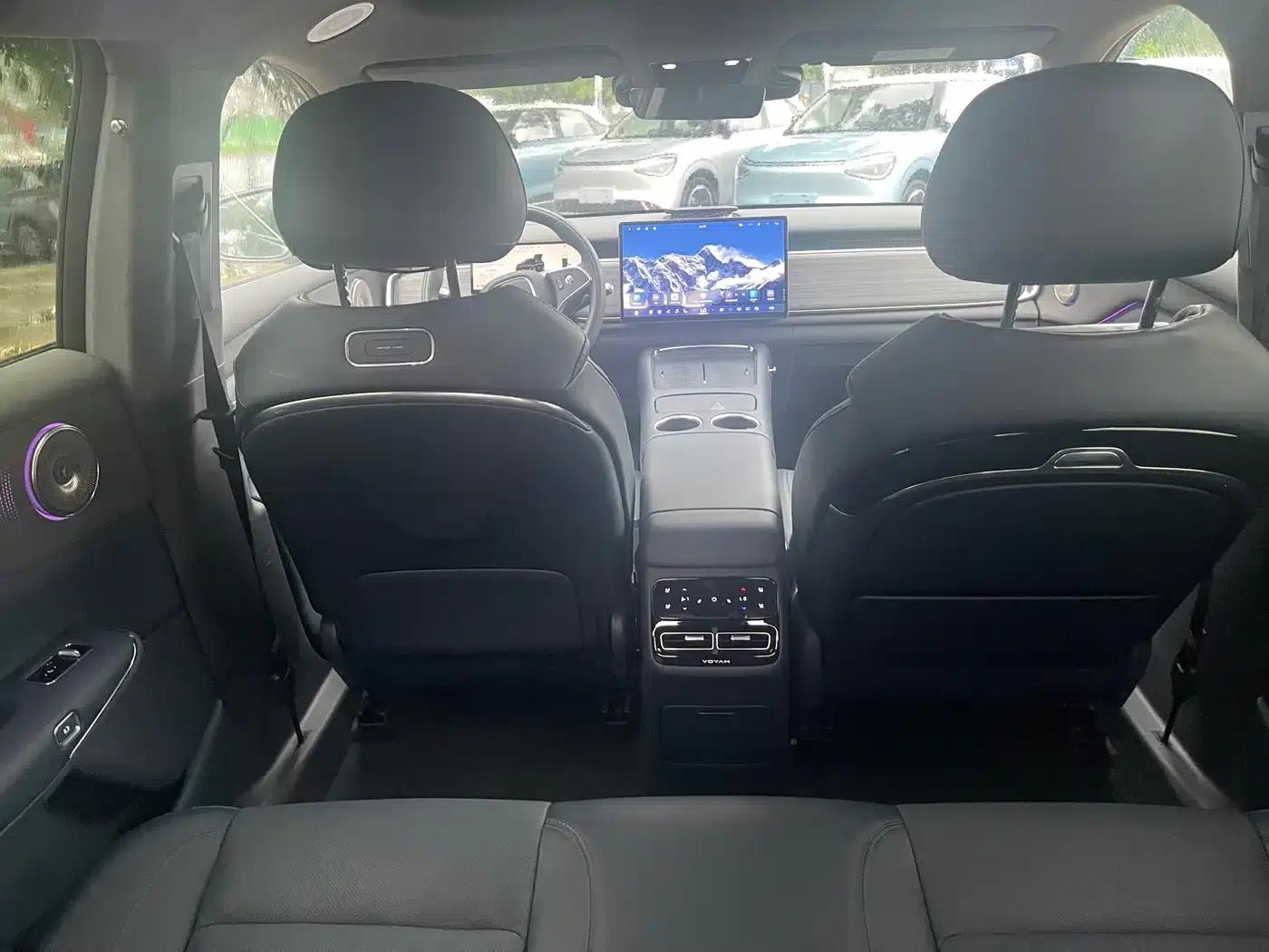 Voyah 2025 Rear-Wheel Drive Qiankun Edition — миниатюра 10
