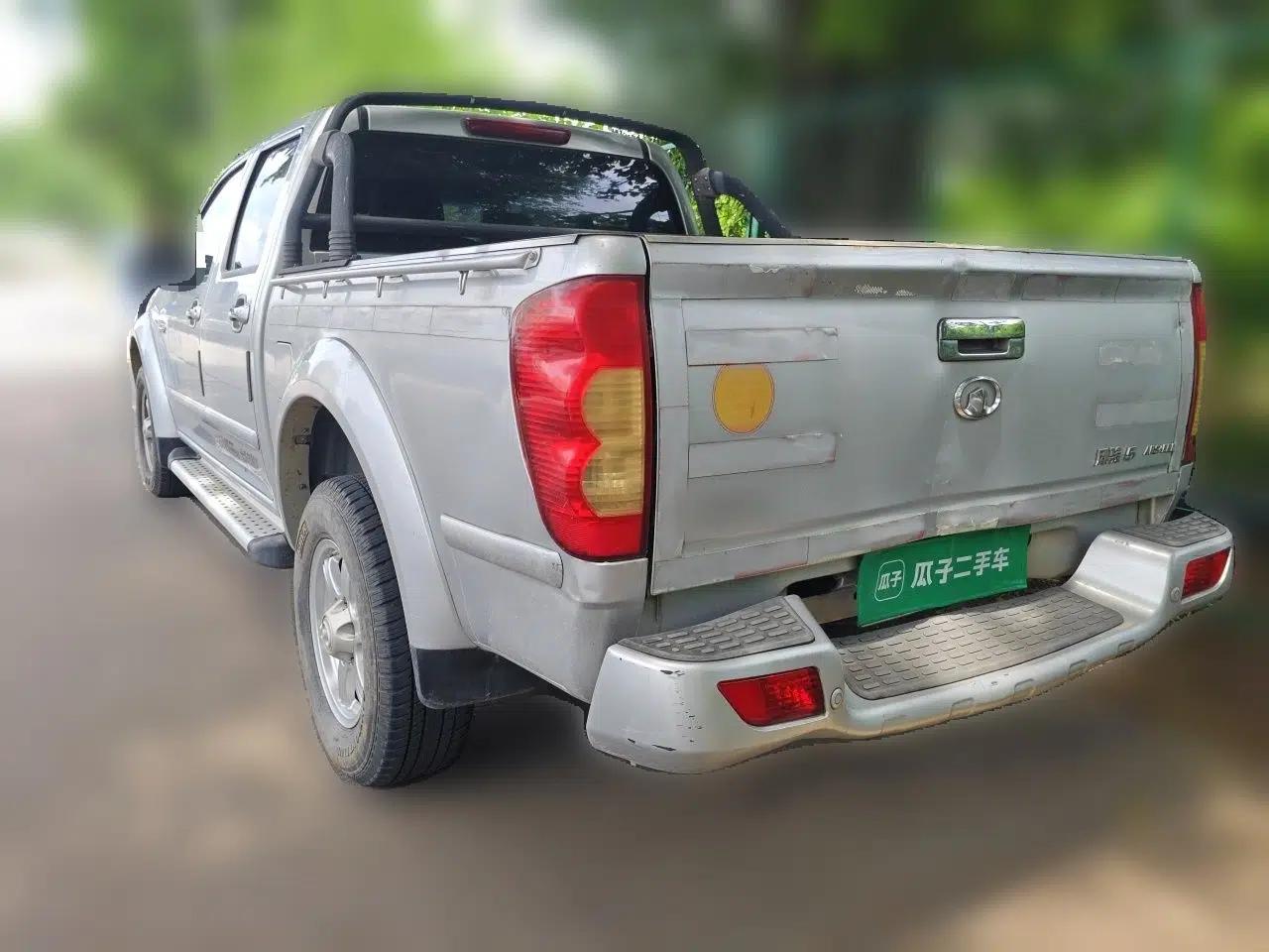 Great Wall Wingle 5 2013 2.0T European Version Two-Wheel Drive Elite Edition 6MT Big Double Cab GW4D20B — миниатюра 4
