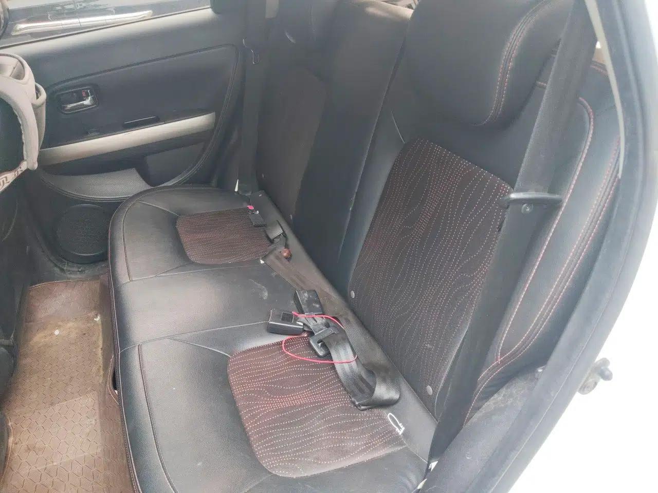Great Wall M4 2012 1.5L Manual Luxury Version — миниатюра 17