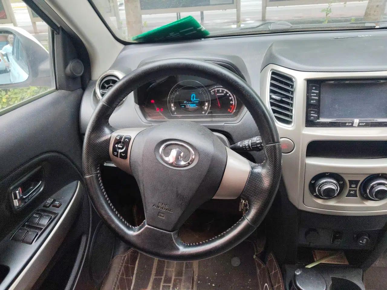 Great Wall M4 2012 1.5L Manual Luxury Version — миниатюра 10