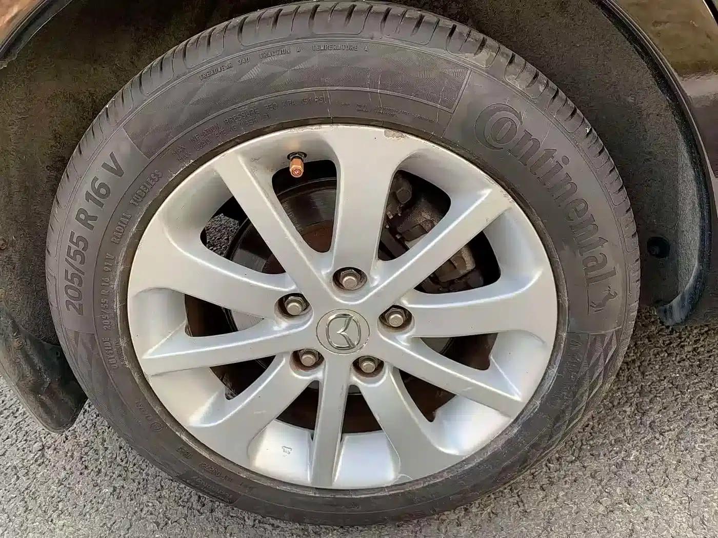Mazda 6 2011 2.0L Automatic Luxury — миниатюра 16
