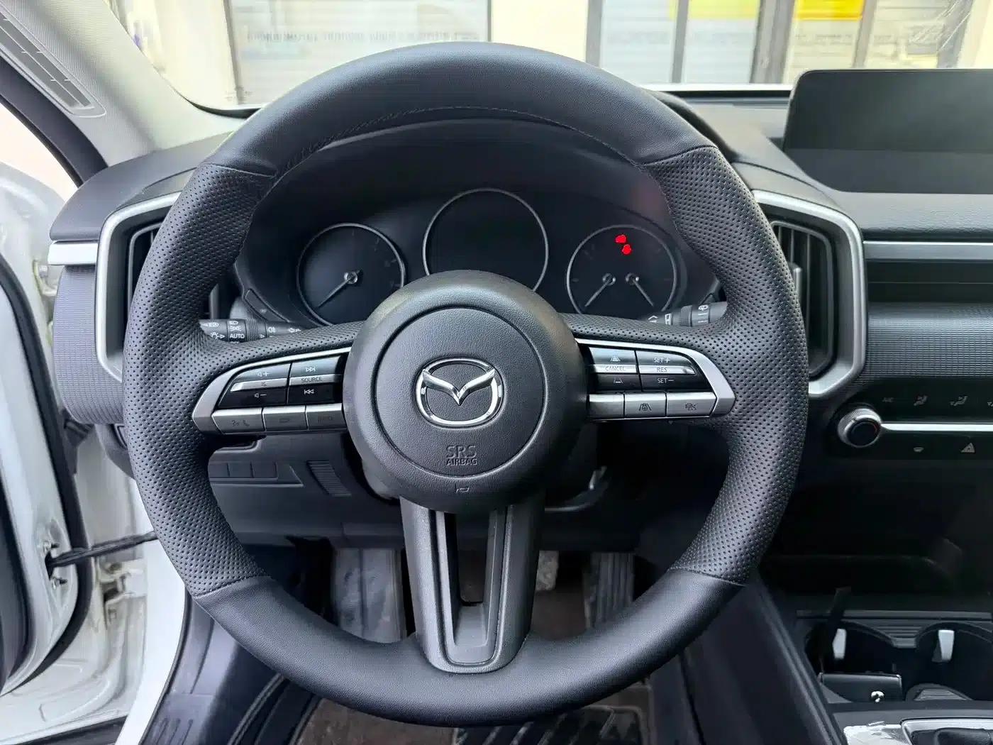 Mazda CX-50 2023 2.0L Driving Edition — миниатюра 12