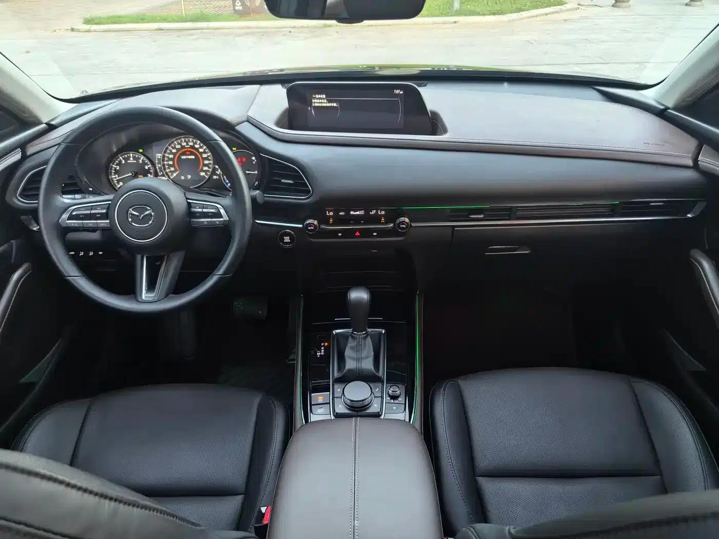 Mazda CX-30 2021 2.0L Automatic Premium Edition — миниатюра 11