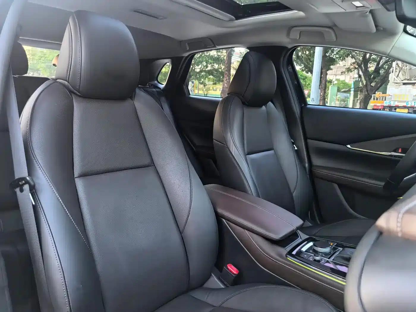 Mazda CX-30 2021 2.0L Automatic Premium Edition — миниатюра 16