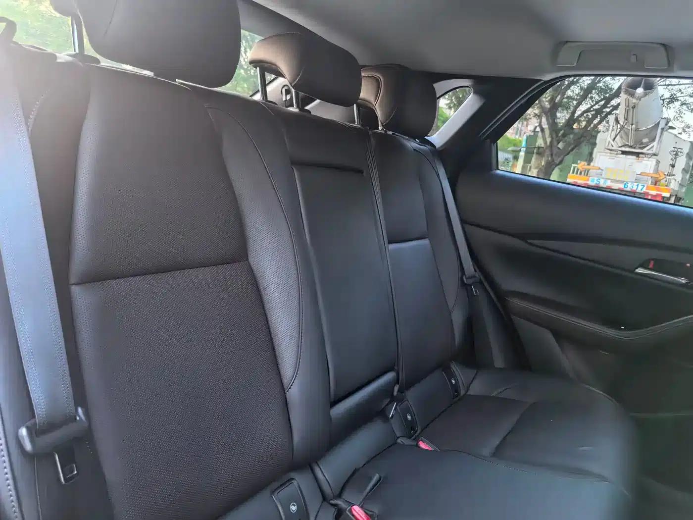 Mazda CX-30 2021 2.0L Automatic Premium Edition — миниатюра 17
