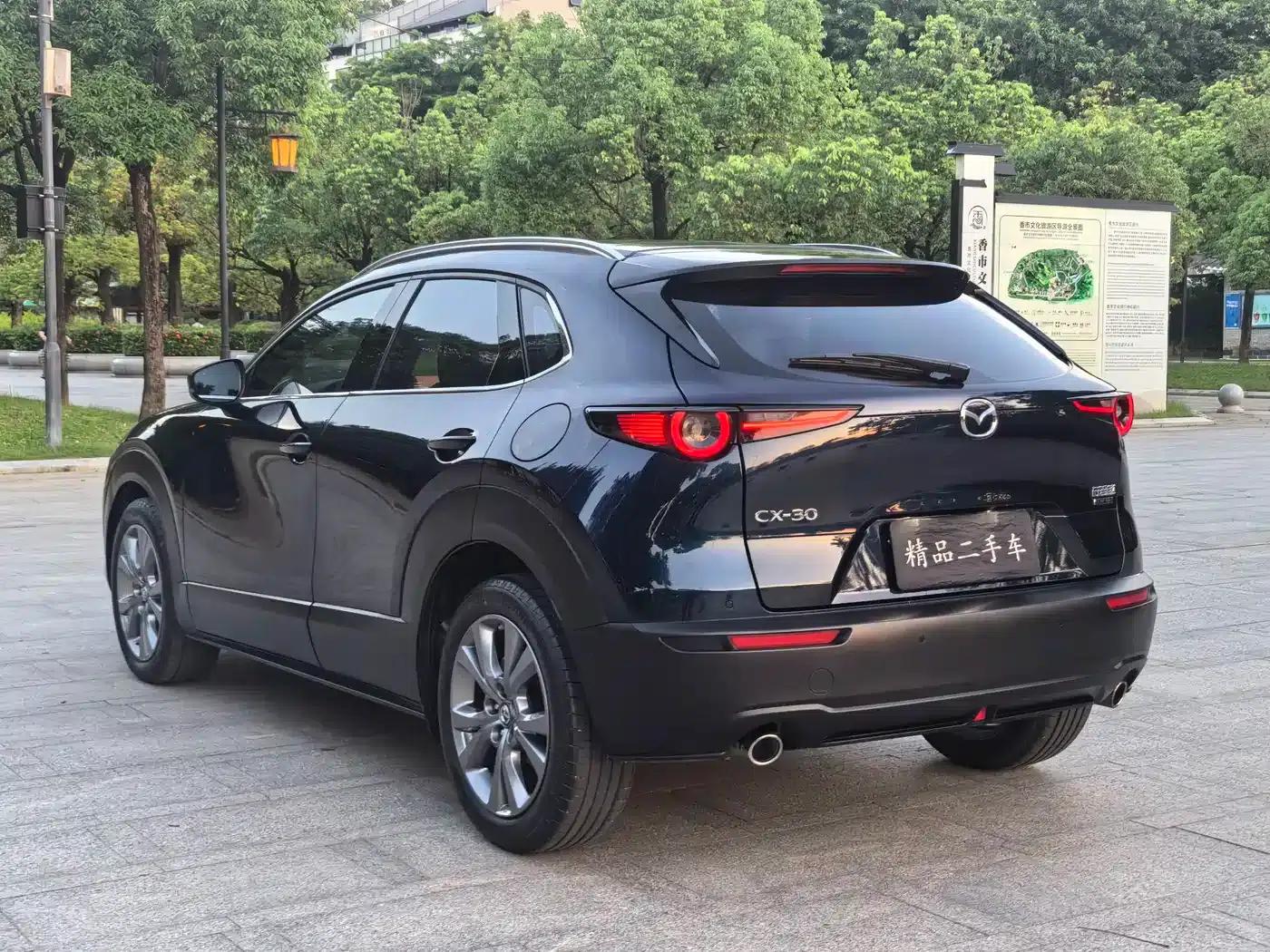 Mazda CX-30 2021 2.0L Automatic Premium Edition — миниатюра 5
