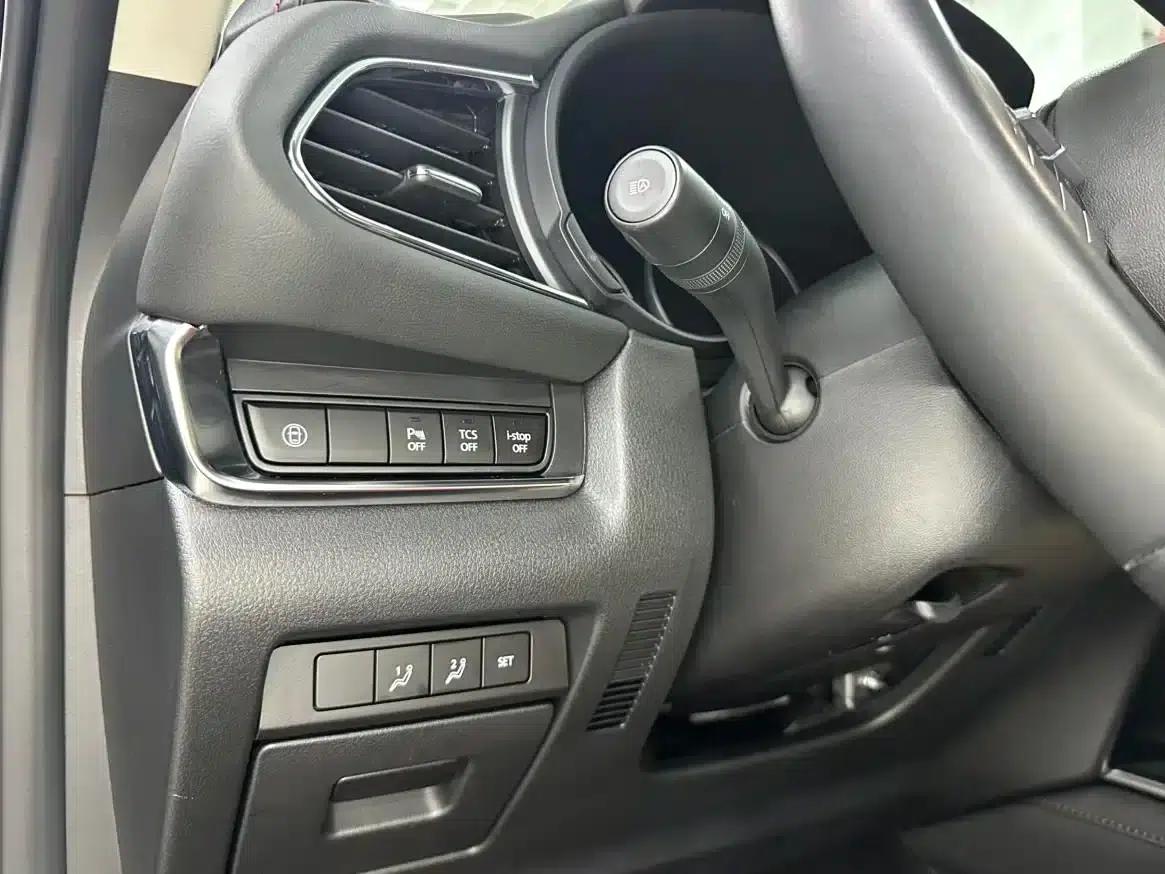Mazda CX-30 2022 2.0L Automatic Premium Edition — миниатюра 25