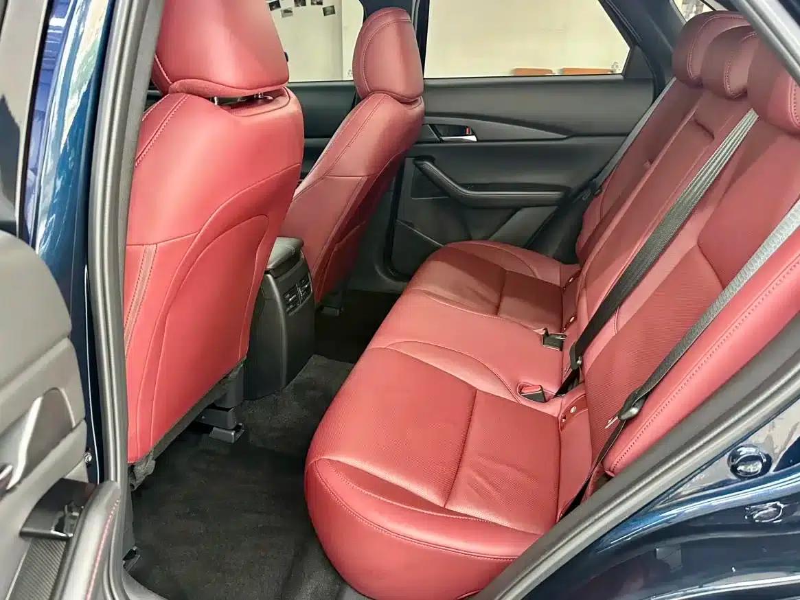Mazda CX-30 2022 2.0L Automatic Premium Edition — миниатюра 10