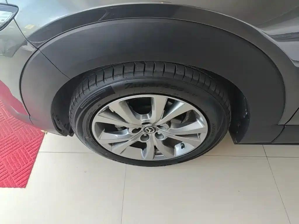 Mazda CX-30 2020 2.0L Automatic Elegance Edition — миниатюра 23