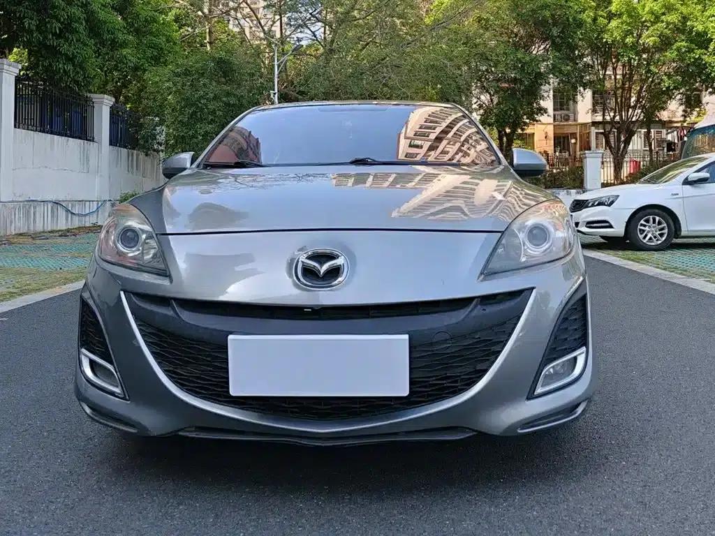 Mazda 3 Axela 2011 Sedan 1.6L Automatic Elite — миниатюра 2