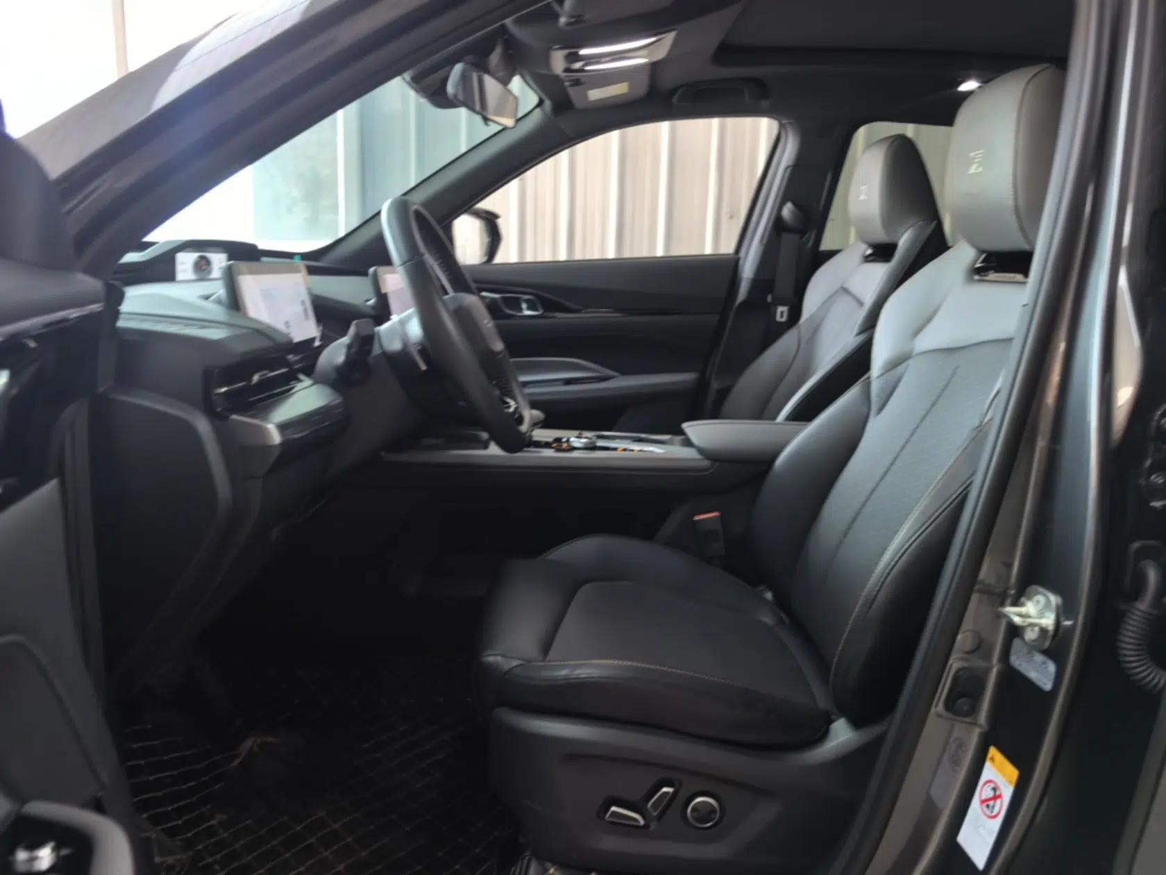 CHANGAN OSHAN Z6 2022 Blue Whale 1.5T DCT Smart Edition Urban Version — миниатюра 17