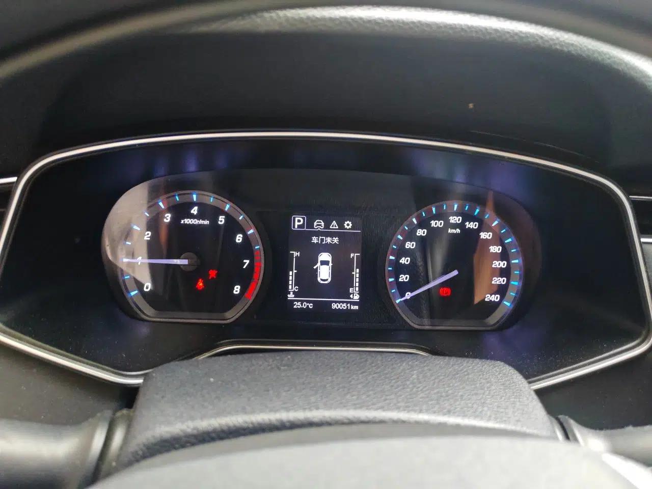 CHANGAN OSHAN X7 2020 1.5T Automatic Elite Edition — миниатюра 11