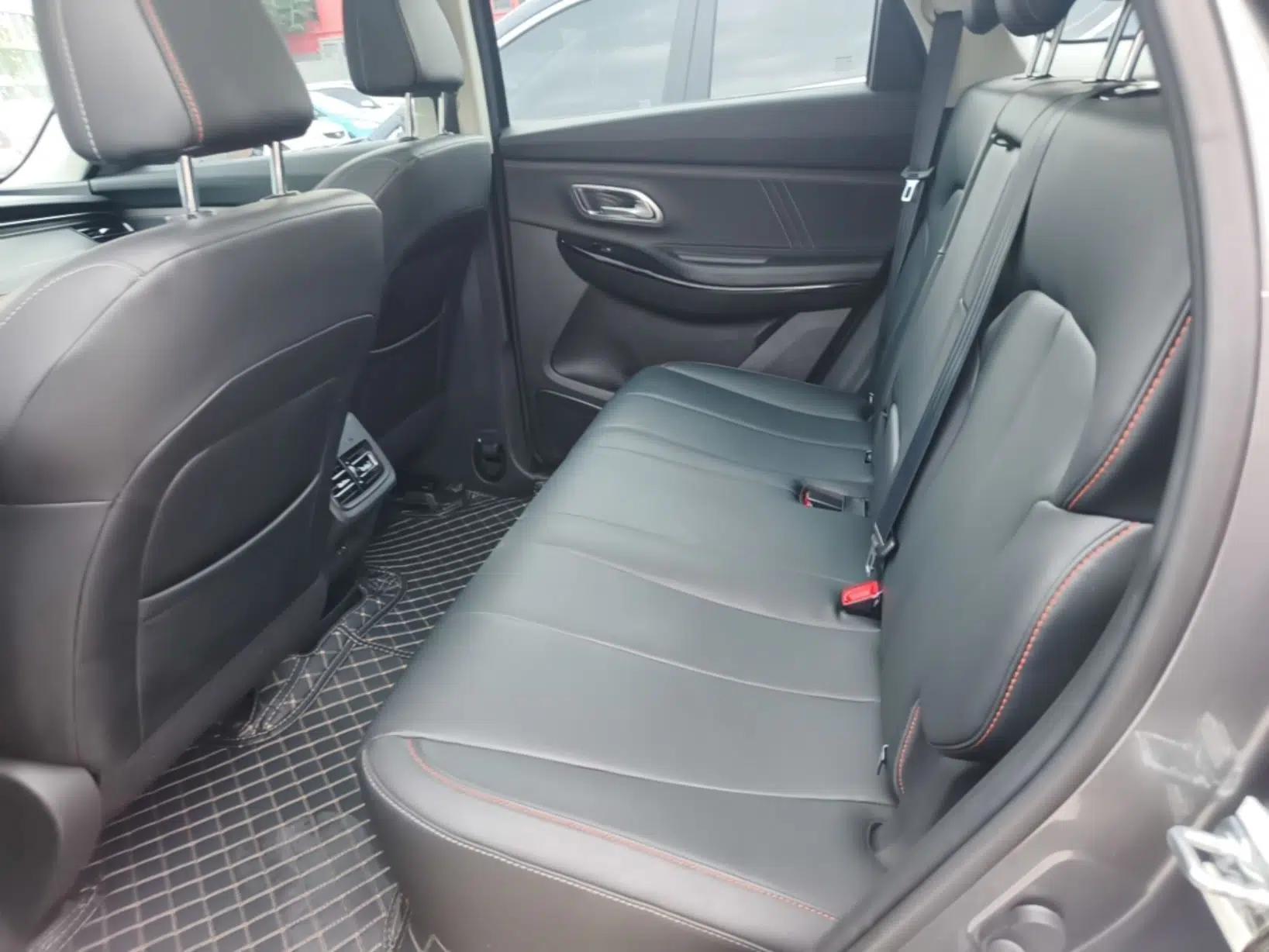 CHANGAN OSHAN X7 PLUS 2022 1.5T Blue Whale Edition Automatic Prestige Version — миниатюра 20