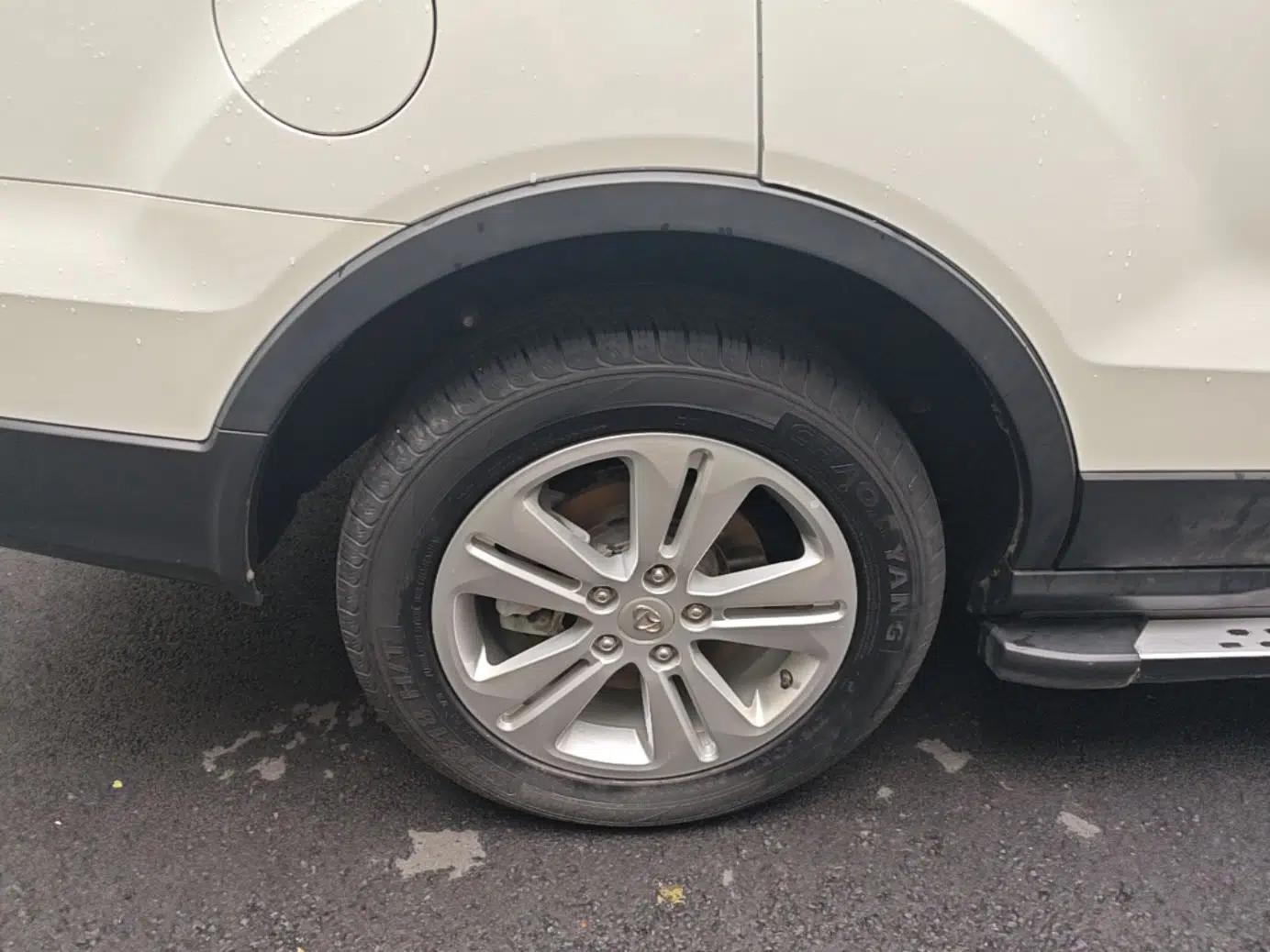 CHANGAN OSHAN CX70 2016 1.6L Manual Luxury Model — миниатюра 11