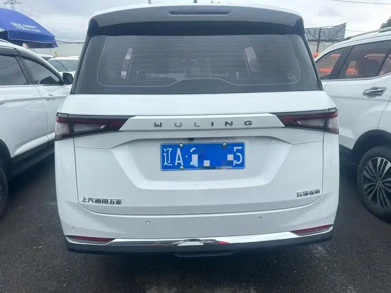 Wuling Jiachen 2022 1.5T Manual Comfort & Vitality Edition — миниатюра 5
