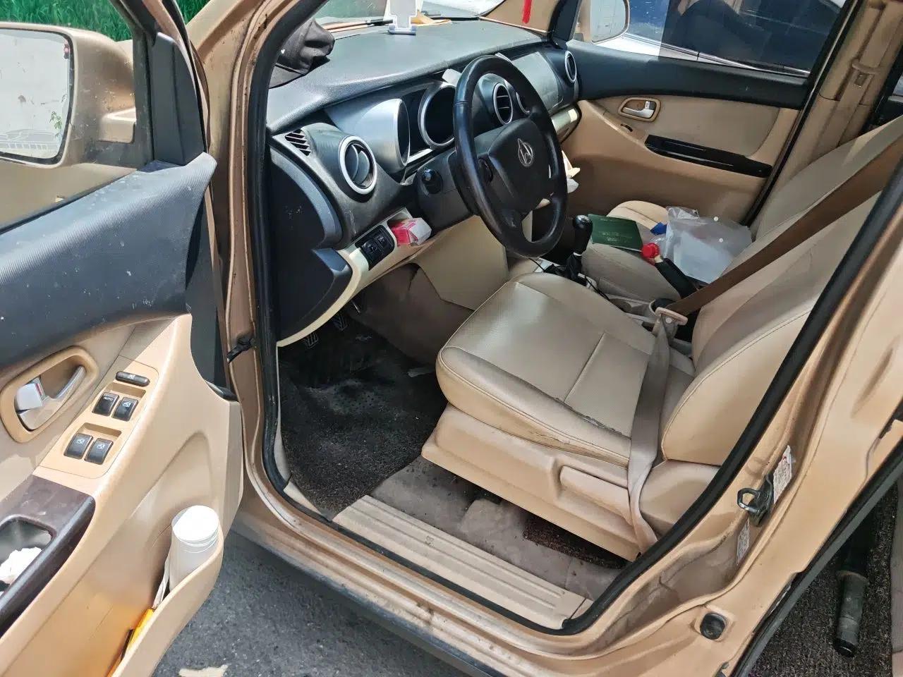 CHANGAN KAICHENG Ounuo S 2012 1.5L Luxury Model — миниатюра 16