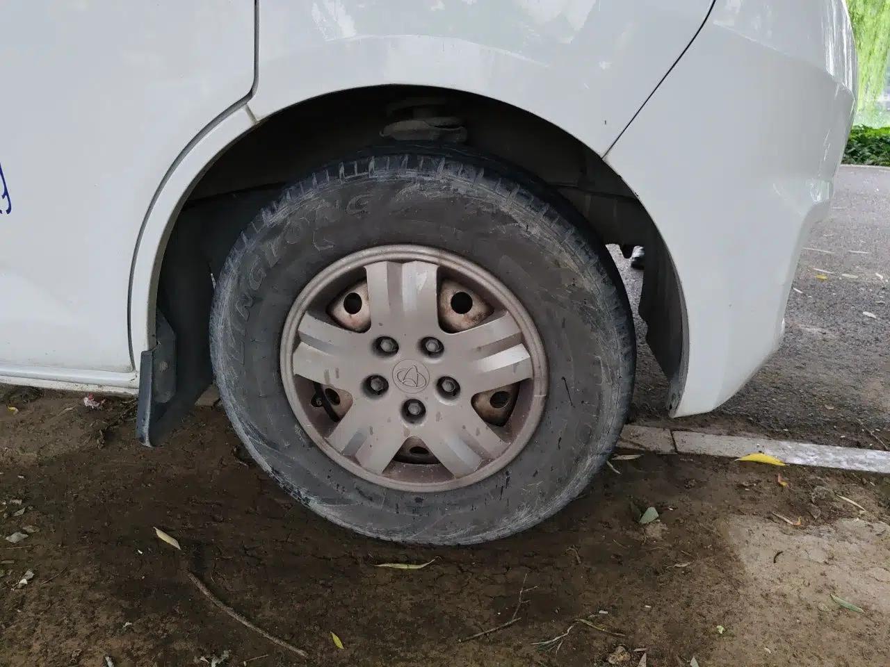 CHANGAN KAICHENG Ruixing M80 2014 1.5L Comfort Model 4G15S — миниатюра 8