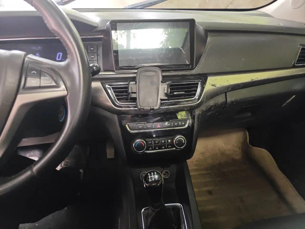 CHANGAN KAICHENG Oushang A600 2016 1.5L Manual Luxury 7-Seater — миниатюра 13