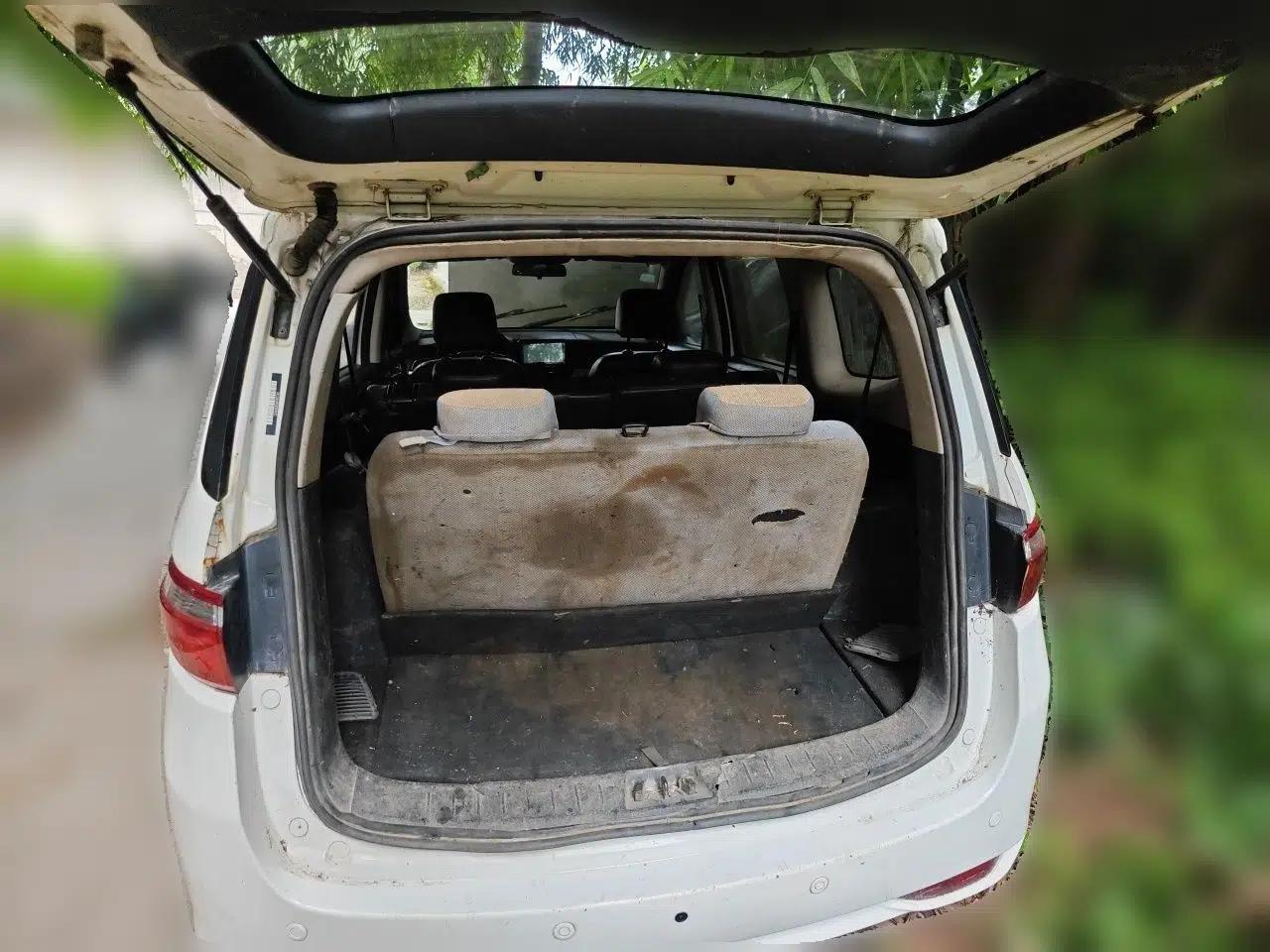 CHANGAN KAICHENG Oushang A600 2016 1.5L Manual Luxury 7-Seater — миниатюра 19