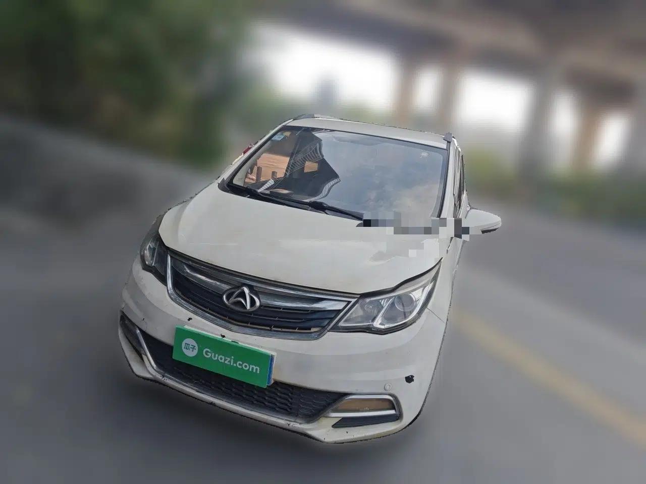CHANGAN KAICHENG Oushang A600 2016 1.5L Manual Luxury 7-Seater — миниатюра 1