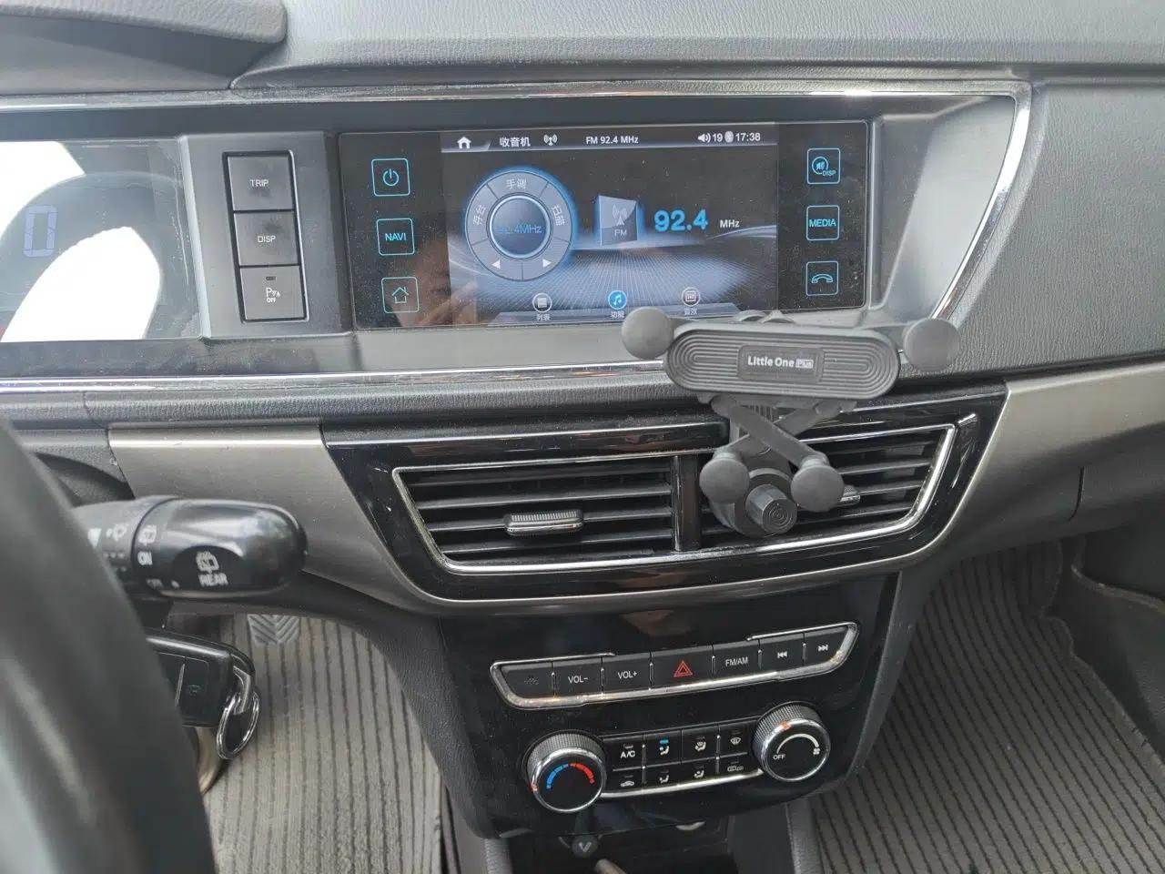 CHANGAN KAICHENG Oushang A600 2016 1.5L Manual Luxury 7-Seater — миниатюра 13