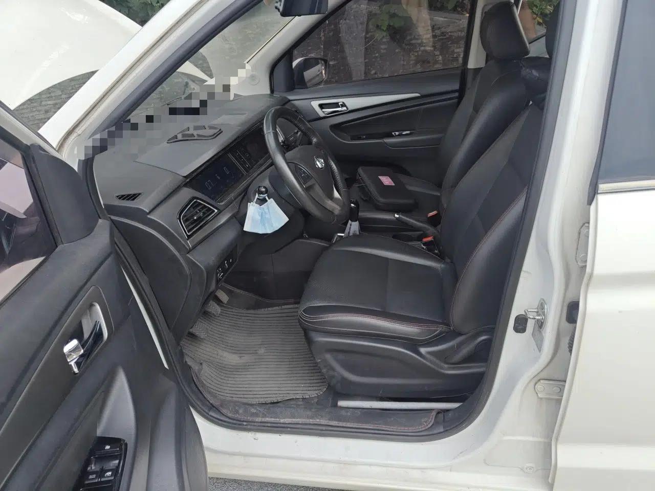 CHANGAN KAICHENG Oushang A600 2016 1.5L Manual Luxury 7-Seater — миниатюра 15