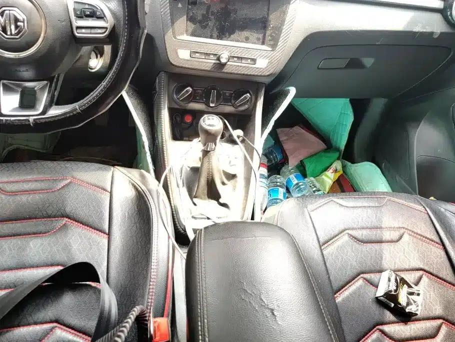 MG ZS 2019 1.5L Manual 65-inch Panoramic Sunroof Global Edition (China VI Emission Standard) — миниатюра 16