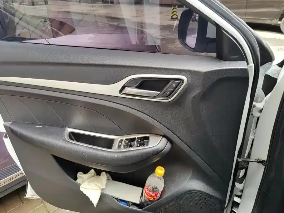 MG ZS 2019 1.5L Manual 65-inch Panoramic Sunroof Global Edition (China VI Emission Standard) — миниатюра 7