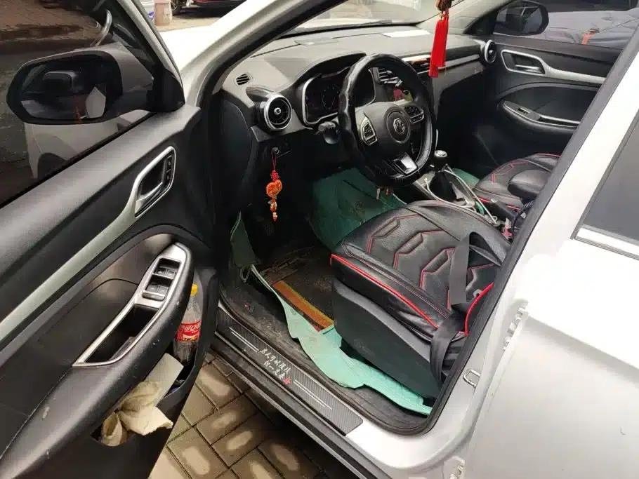 MG ZS 2019 1.5L Manual 65-inch Panoramic Sunroof Global Edition (China VI Emission Standard) — миниатюра 9