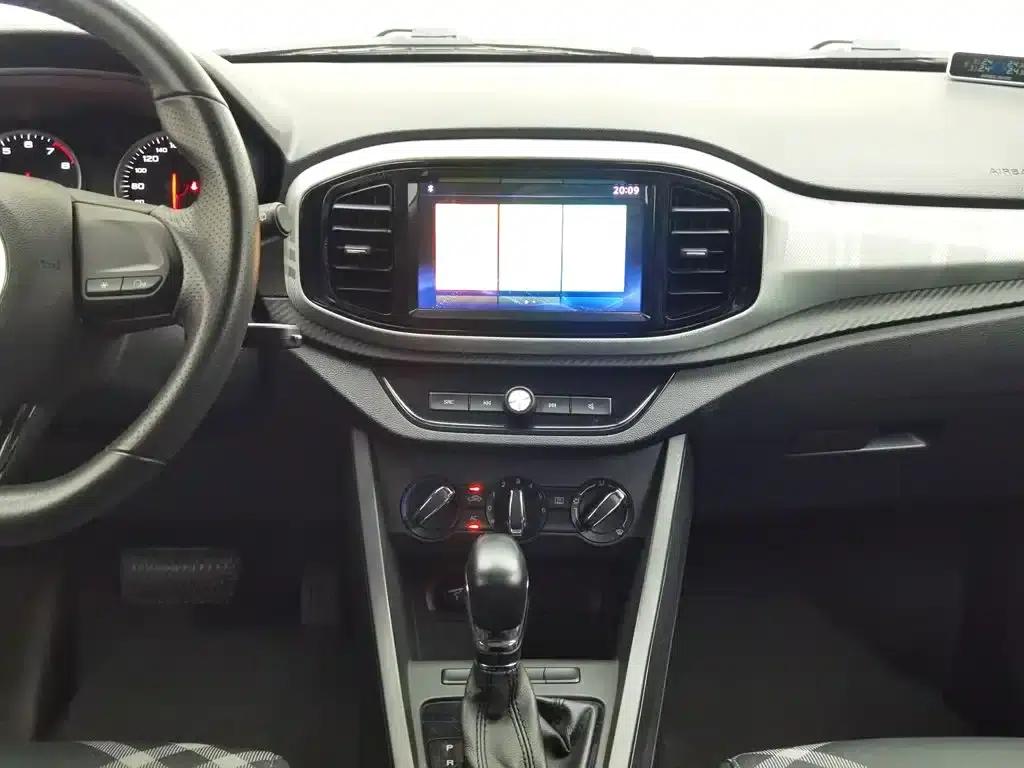MG3 2017 1.5L Automatic Intelligent Elite Edition — миниатюра 12