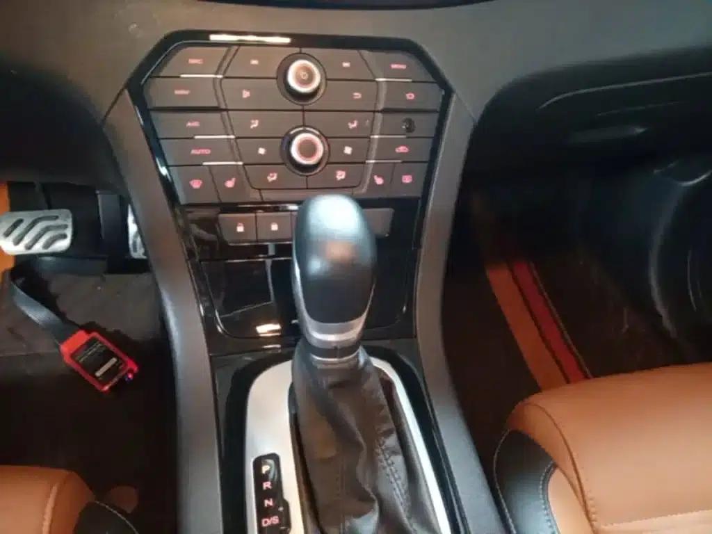2016 GS 2.0TGI TST 4WD Flagship Edition — миниатюра 14