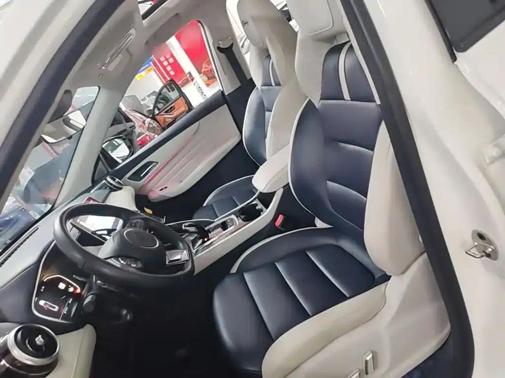 MG Pilot 2021 400TGI Automatic 2WD Trophy Flagship Edition — миниатюра 15