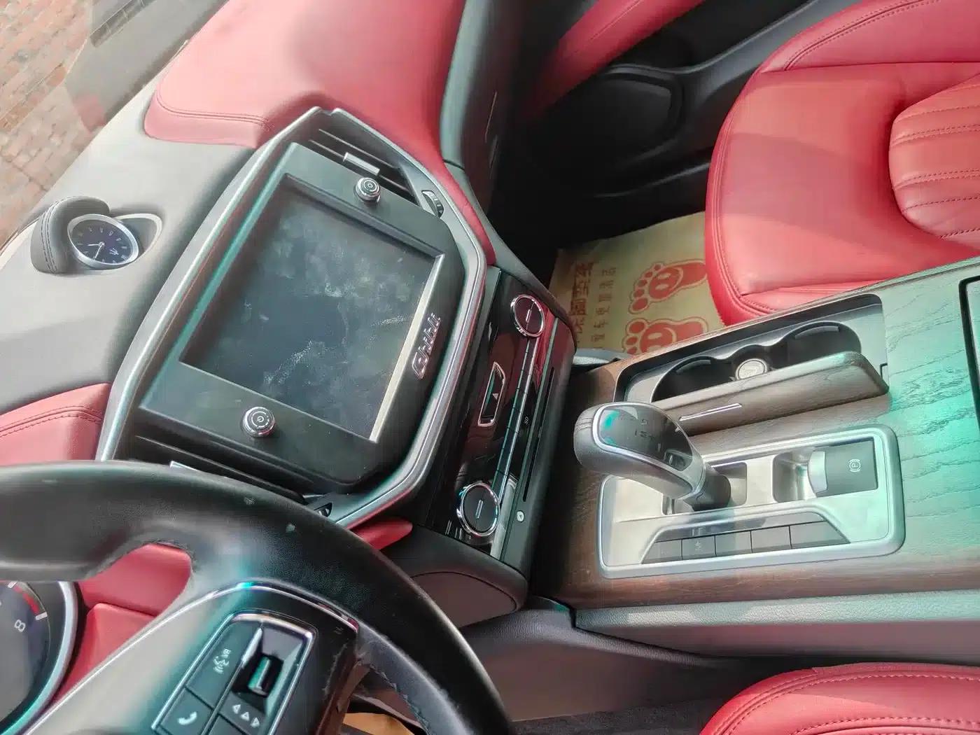 2014 Ghibli 3.0T Standard Edition — миниатюра 9