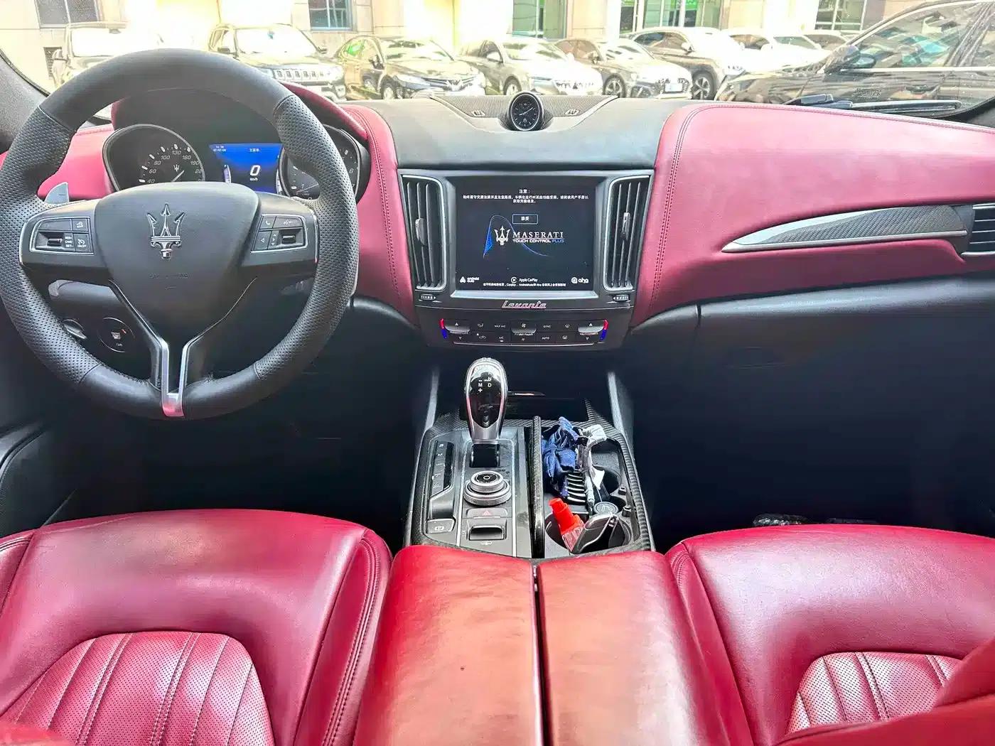 2018 Levante 3.0T Classic Edition — миниатюра 16