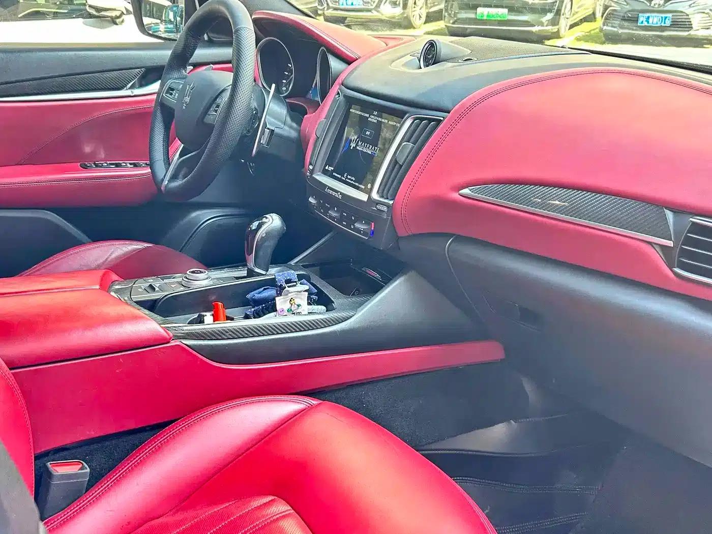 2018 Levante 3.0T Classic Edition — миниатюра 21