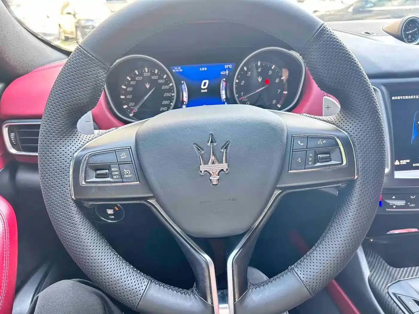 2018 Levante 3.0T Classic Edition — миниатюра 9