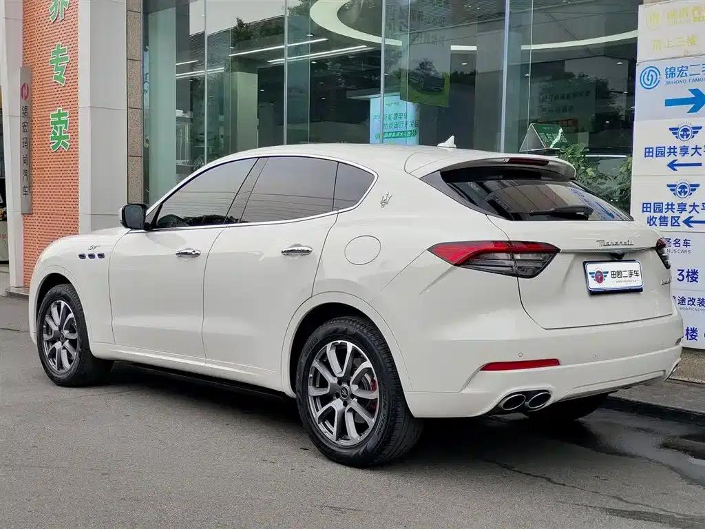 2022 Levante 2.0T GT Sport Edition — миниатюра 4