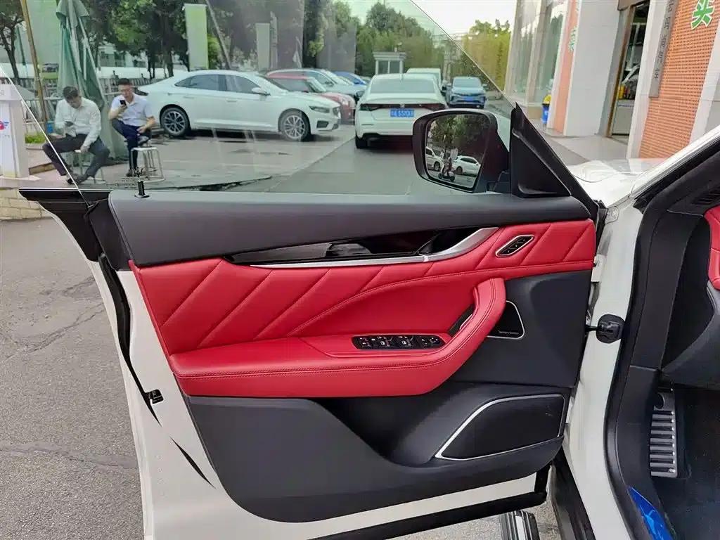2022 Levante 2.0T GT Sport Edition — миниатюра 6