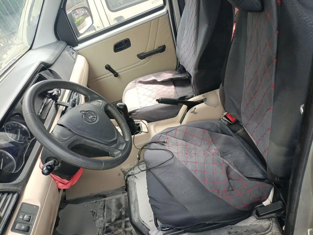 CHANGAN KUAYUE V3 2023 1.5L Gasoline Comfort 5-Seat Van — миниатюра 15
