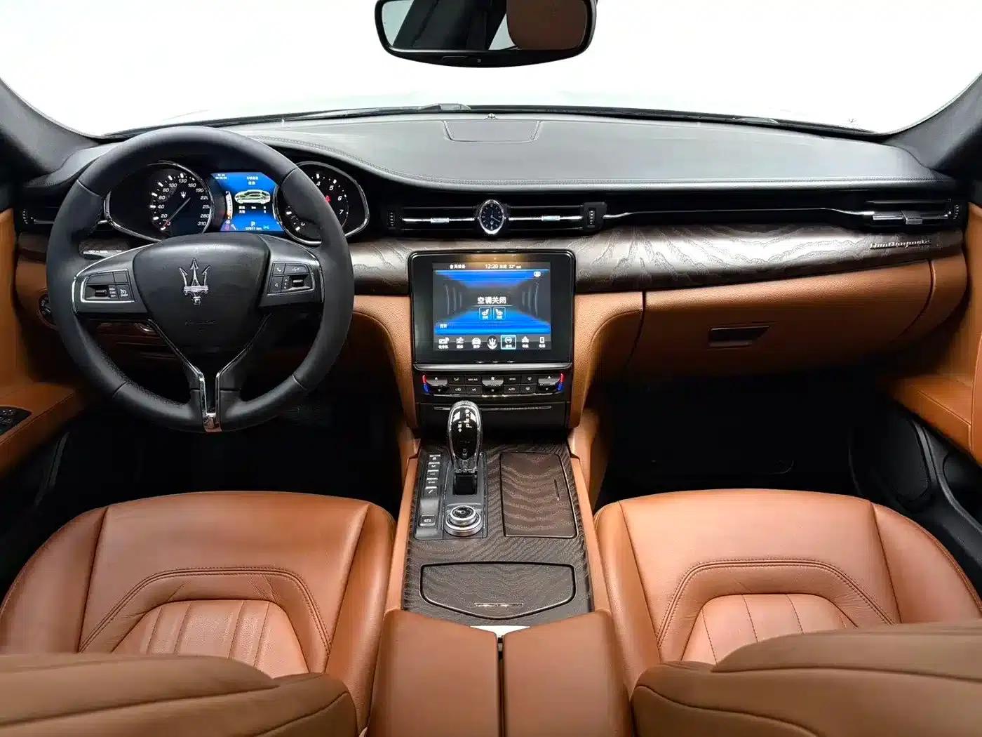 2018 Quattroporte 3.0T Standard Edition — миниатюра 6