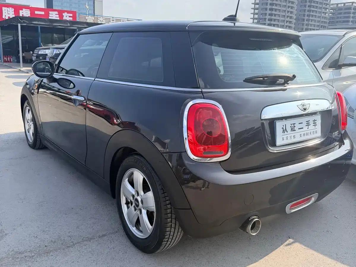 2014 MINI 1.2T ONE — миниатюра 4