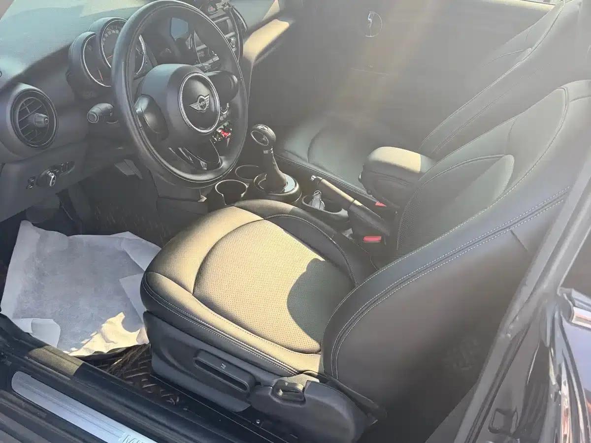 2014 MINI 1.2T ONE — миниатюра 8
