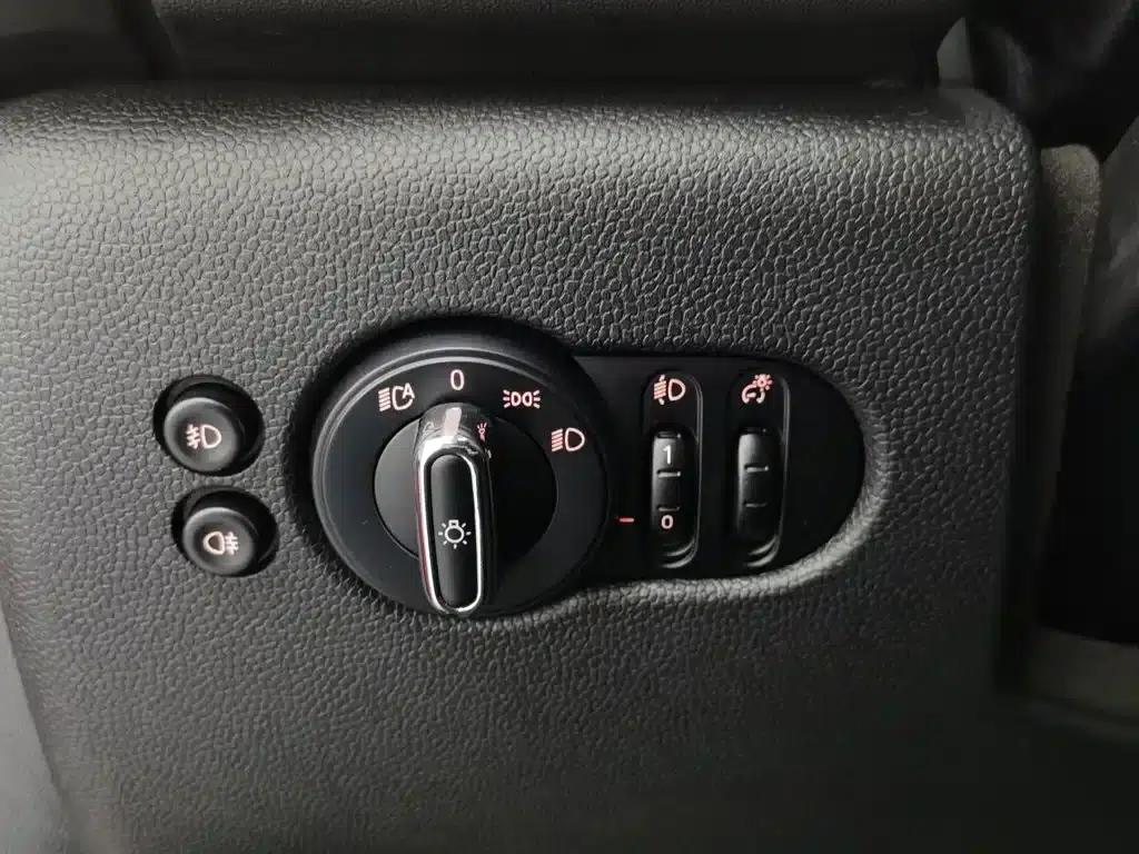 MINI 2019 1.5T COOPER Artist — миниатюра 21