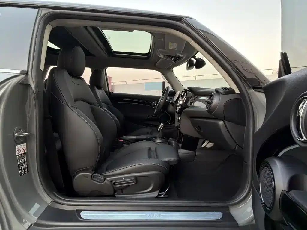 MINI 2022 Facelift 1.5T COOPER Classic — миниатюра 7