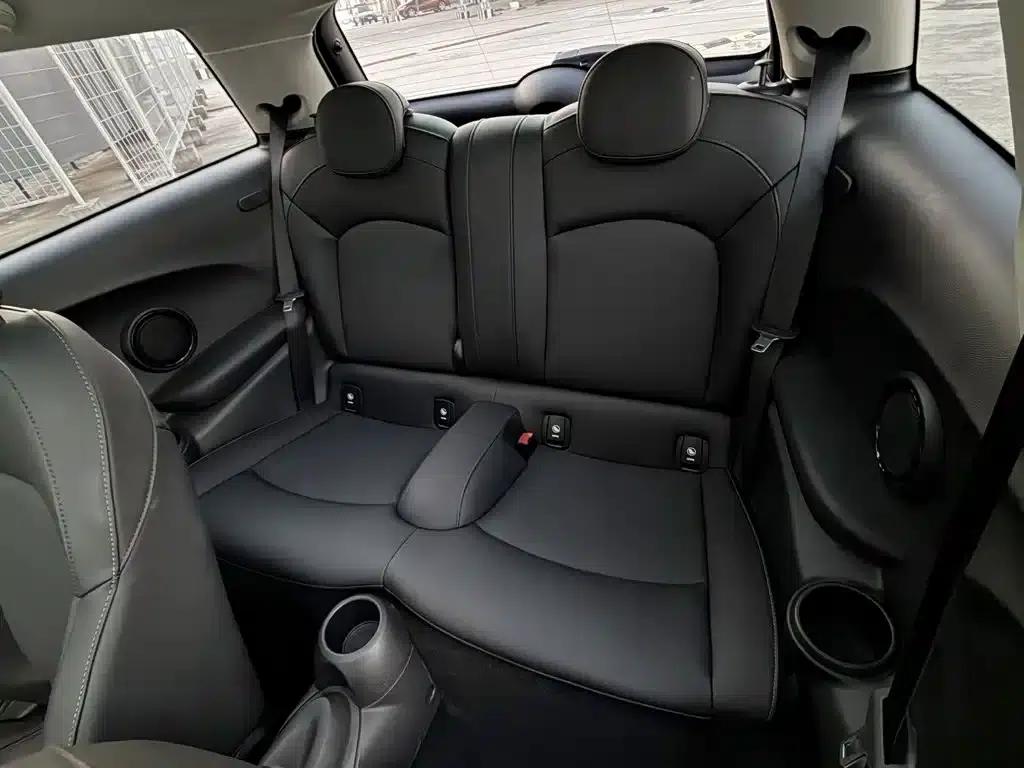 MINI 2022 Facelift 1.5T COOPER Classic — миниатюра 9