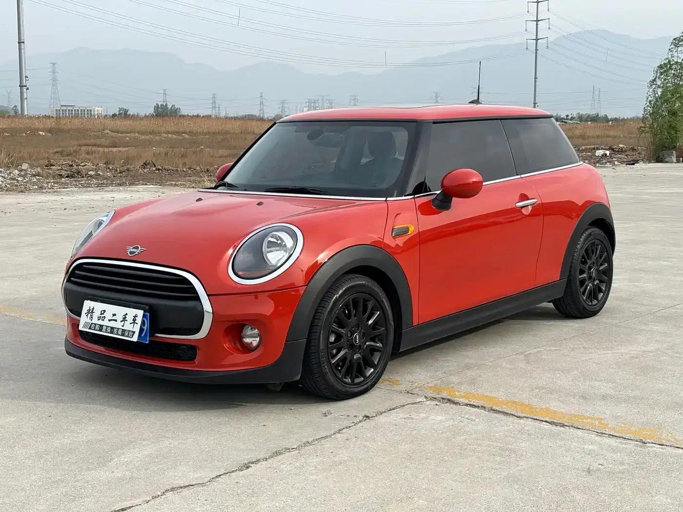 2018 MINI 1.5T ONE PLUS — миниатюра 1